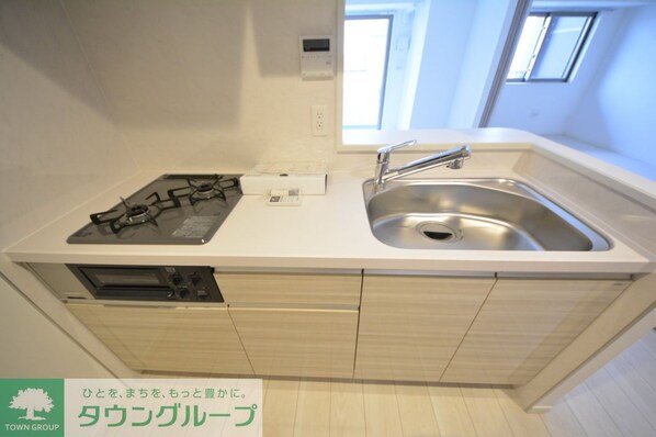 グランシャルール武蔵境の物件内観写真